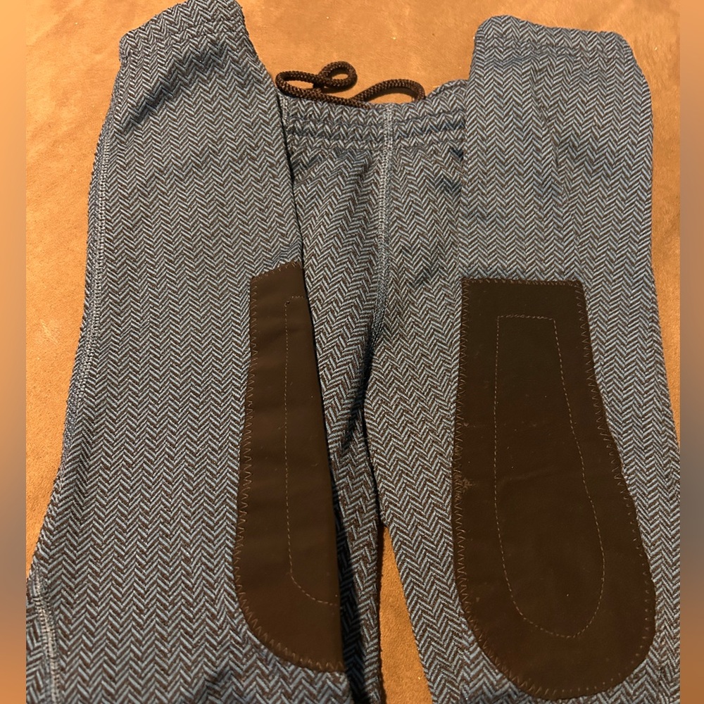 Kids Medium fleece lined kerrits knee patch